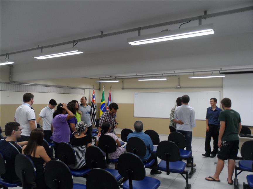 Público presente na noite de autógrafos